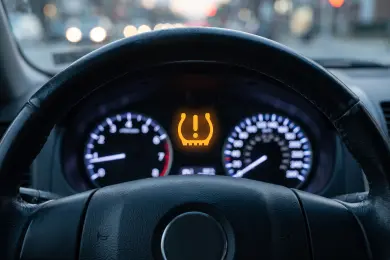 TPMS датчик за налягане - защо свети лампата и какво означава